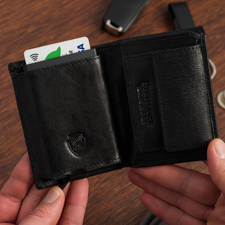 Portfel skórzany męski z aluminiowym etui na karty czarne Beltimore P88 |krateczka.pl