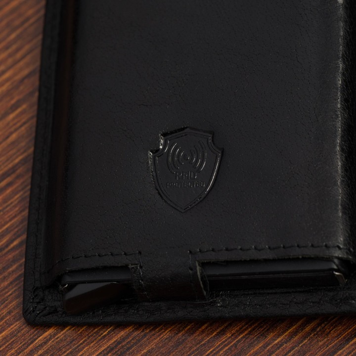 Portfel skórzany męski z aluminiowym etui na karty czarne Beltimore P88 |krateczka.pl