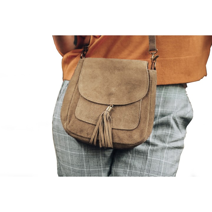 Skórzana damska zamszowa listonoszka z klapą | Sklep Krateczka.pl